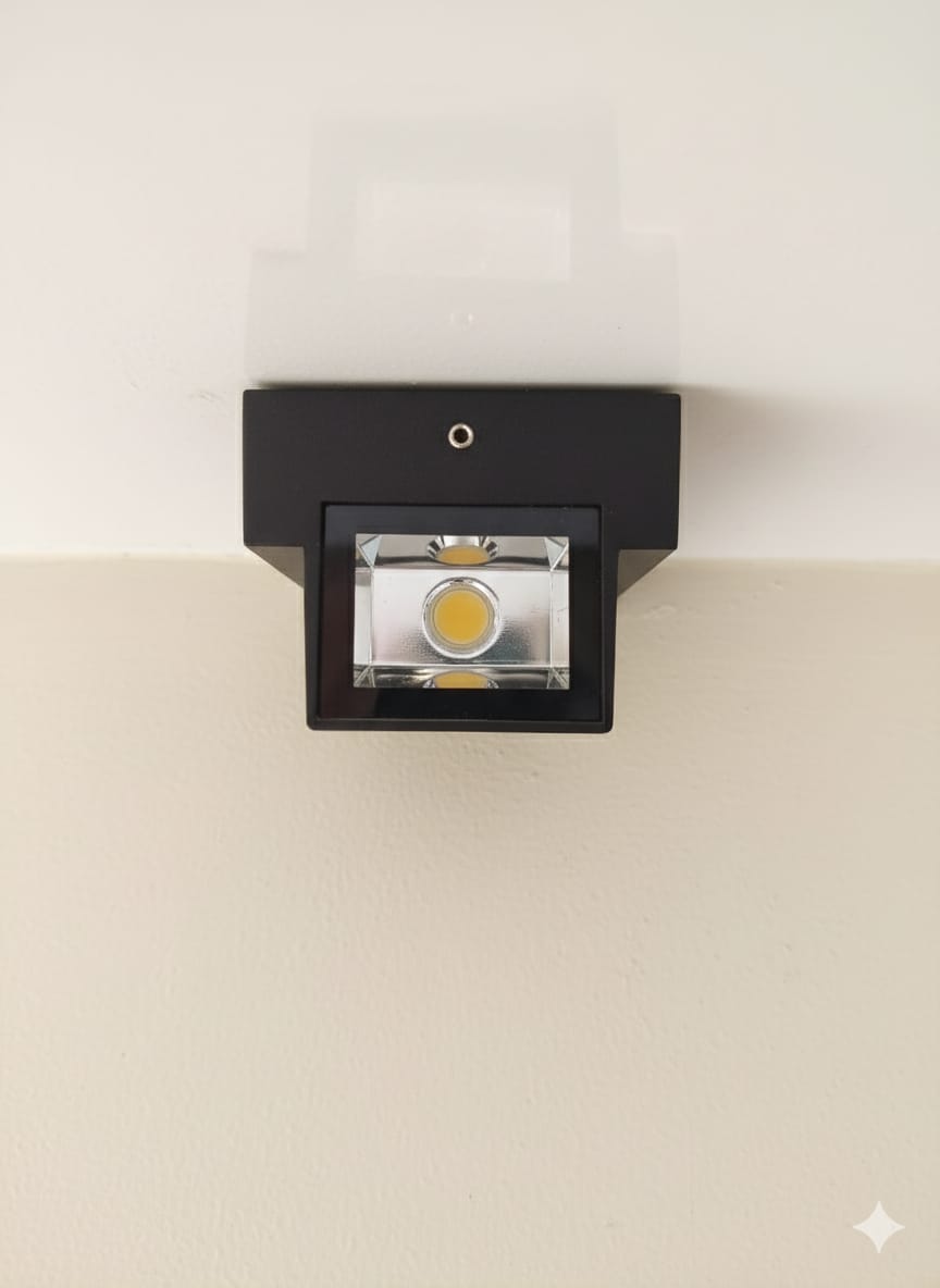 The Pure K Minimalist Outdoor light💡 for originate, Water Proof🤿 (1+1)