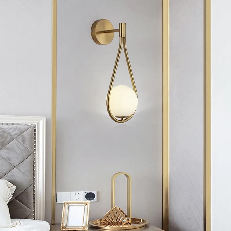 Luxury Teardrop LED Wall Sconce – Gold