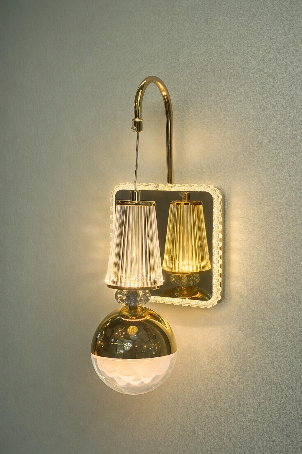 Modern Golden Crystal Wall Light
